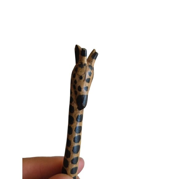 Hand-Carved Wooden Giraffe Figurine With Long Neck & Black Spots 6 Inches Tall U - Picture 8 of 16